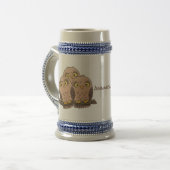 かわいいベビーフクロウトリオ漫画イラストレーション ビールジョッキ (正面左)