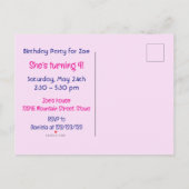 かわいいベビーユニコーンと虹、女の子の誕生日 インビテーションポストカード (裏面)