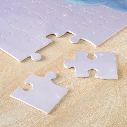 かわいいベビーユニコーンの雲と虹の上に座る ジグソーパズル (側面)