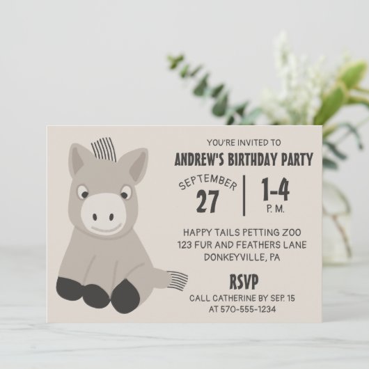 かわいいベビーロバ誕生日パーティーの招待状 招待状 (スタンド正面)