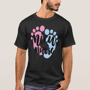 かわいいベビー足ちっぽけな人間NICUナース Tシャツ