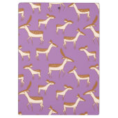 かわいいベビー鹿と家族オンラベンダーパープル クリップボード (裏面)