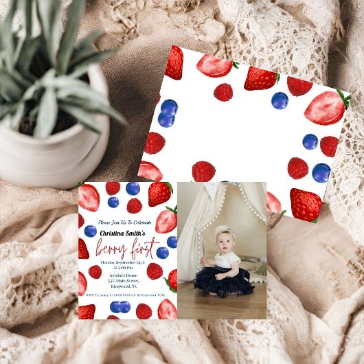 かわいいベリーの誕生日パーティー、最初の誕生日ベリー 招待状