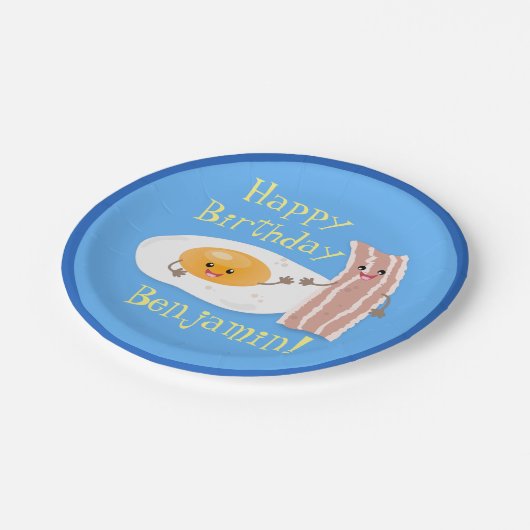 かわいいベーコンと卵の漫画イラストレーション ペーパープレート (アングル)