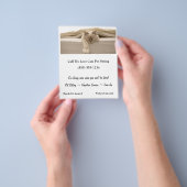 かわいいベージュキャットオンベージュベッド チラシ (手)