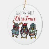 かわいいペおもしろいンギン |家族カスタムのクリスマス セラミックオーナメント (左)