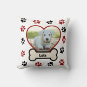 かわいいペット犬の写真ハート赤と黒の前足のパターン クッション (正面)