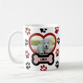 かわいいペット犬の写真ハート赤と黒の前足のパターン コーヒーマグカップ (左)