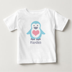 かわいいペンギンとピンクのハート パーソナライズされた ベビーTシャツ