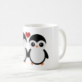 かわいいペンギンのカップルのマグ コーヒーマグカップ (正面右)