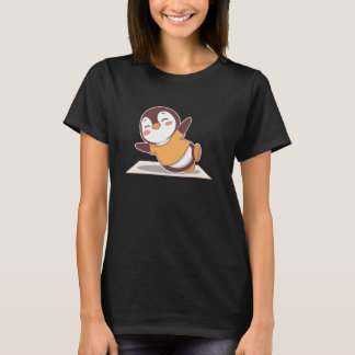 かわいいペンギンのヨガでリラックス Tシャツ