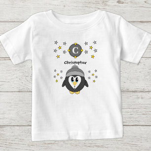 かわいいペンギンの名前と星の模様 黄色とグレー ベビーTシャツ