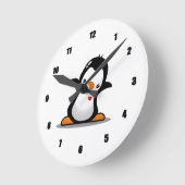 かわいいペンギンの壁時計 ラウンド壁時計 (傾斜)