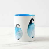 かわいいペンギンの水彩画 ツートーンマグカップ (中央)