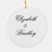 かわいいペンギンの花嫁及び新郎の結婚式の第1クリスマス セラミックオーナメント (裏面)