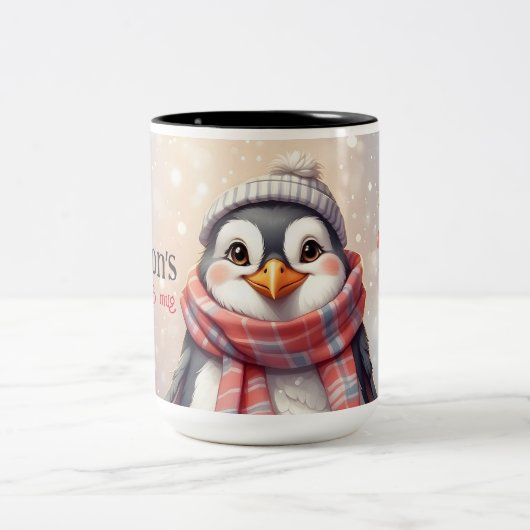 かわいいペンギンパーソナライズされたクリスマス ツートーンマグカップ (中央)