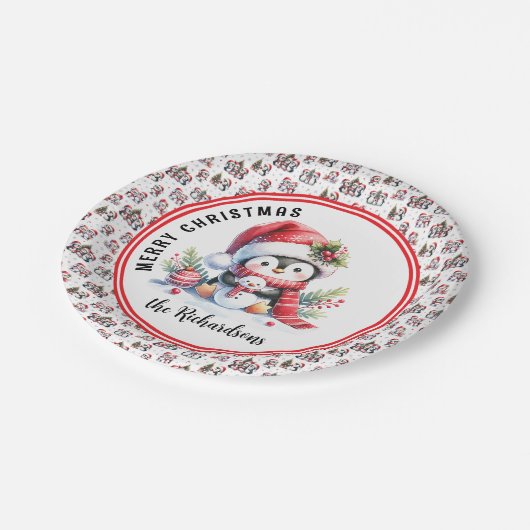 かわいいペンギンパーソナライズされたメリークリスマス ペーパープレート (アングル)