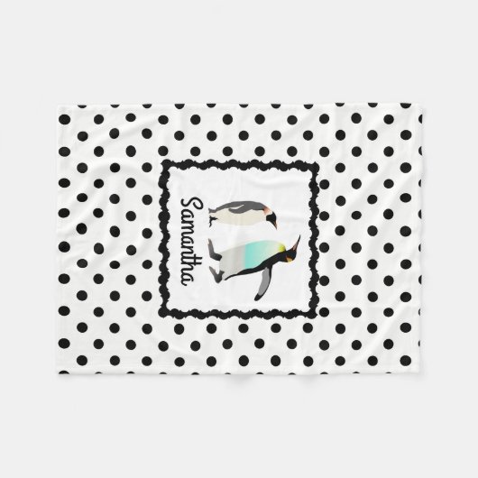 かわいいペンギン、B&Wの水玉模様は、wの名前を個人化します フリースブランケット (正面(横))