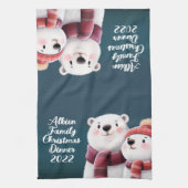 かわいいホッキョクグマ、スカーフを身に着けたカブ キッチンタオル (縦)