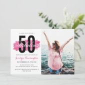 かわいいホットピンク水色50th誕生日パーティーフォト 招待状 (スタンド正面)