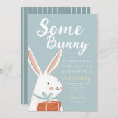 かわいいホワイトバニーソフバニーターニングワン誕生日 招待状 (正面/裏面)