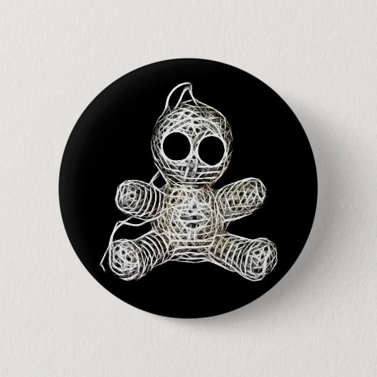 かわいいホワイトブードゥードールおもしろい魔法玩具 缶バッジ (正面)