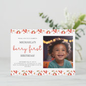 かわいいホワイトレッドフォトベリーファースト誕生日 招待状 (スタンド正面)