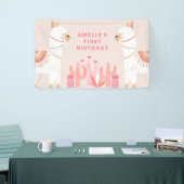 かわいいホールラマおもしろいピンクの最初の誕生日パーティー 横断幕 (トレードショー)