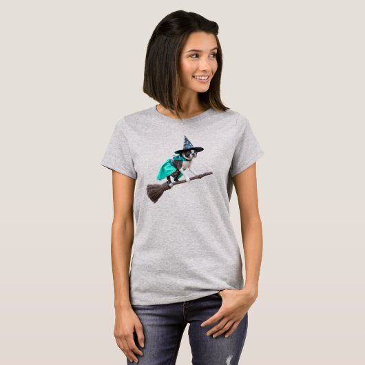 かわいいボストンテリアの魔女 Tシャツ (正面フル)