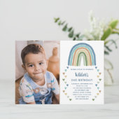 かわいいボホウォーターカラーレインボーフォト誕生日ブルー 招待状 (スタンド正面)