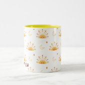 かわいいボホ天シームレスパターン ツートーンマグカップ (中央)