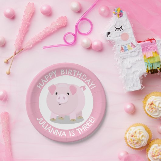 かわいいポットベリー豚の漫画のパーソナライズされた誕生日 ペーパープレート (パーティー)