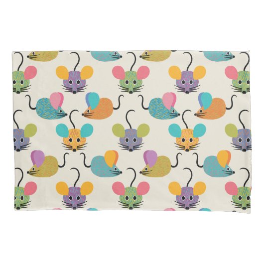 かわいいマウス柄のクリーム色のカバー 枕カバー (正面)