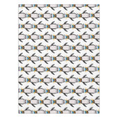 かわいいマカロニペンギン漫画イラストレーション テーブルクロス (正面)