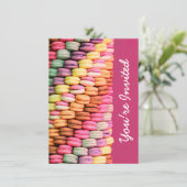 かわいいマカロンピンクの誕生日パーティー 招待状 (スタンド正面)