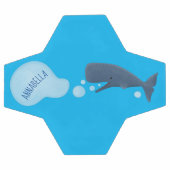 かわいいマッコウクジラの泡吹きキャラクター サッカーボール (フラット)
