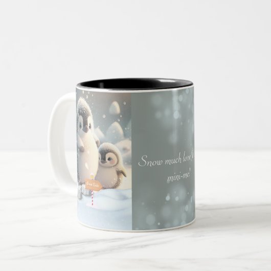 かわいいママ&ベビーペンギンスノーパーソナライズされた ツートーンマグカップ (正面左)