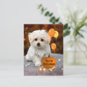かわいいマルチーズの子犬のハロウィン シーズンポストカード (スタンド正面)
