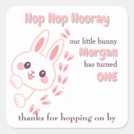 かわいいマンガのバニー一女の子を変える1歳の誕生日 スクエアシール