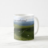 かわいいマンガのマウスの旅 コーヒーマグカップ (正面右)