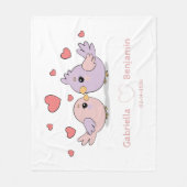 かわいいマンガのラブバードピンクハートバレンタインデー フリースブランケット (正面)