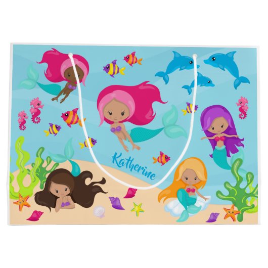 かわいいマンガの人魚の小さな女の子が海中 ラージペーパーバッグ (裏面)