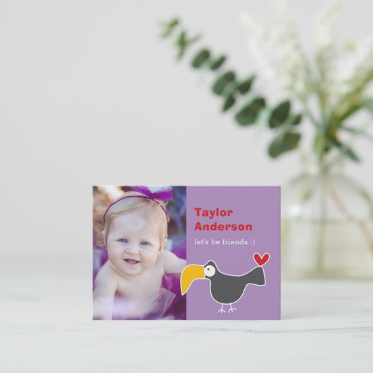 かわいいマンガ茶色のサル写真家の遊日付 コーリングカード (スタンド正面)