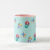 かわいいマーメイドシャーク虹のカラフル誕生日パーティー マグカップ (中央)