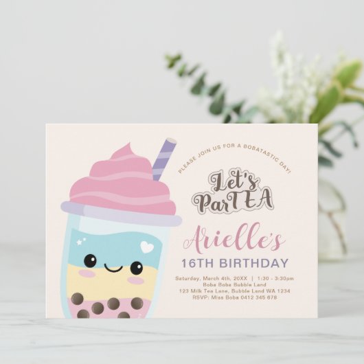 かわいいミニマリストボバブルティー誕生日招待 招待状 (スタンド正面)