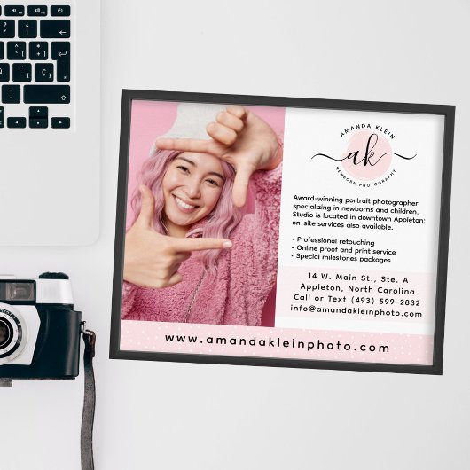 かわいいミニマルフォトグラファーカメラロゴマーケティング ポスター