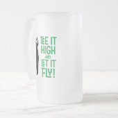 かわいいメンズゴルフティーおもしろいユーモススポーツブラックグリーン フロストグラスビールジョッキ (正面左)