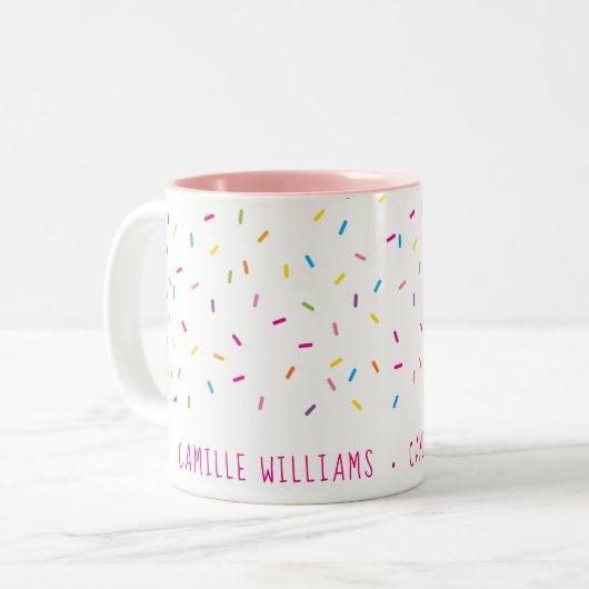 かわいいモダンカラフルパターン(の模様が)あるおもしろいパーティー ツートーンマグカップ (正面左)