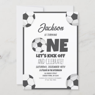 かわいいモダンサッカースポーツキッズ1歳の誕生日 招待状