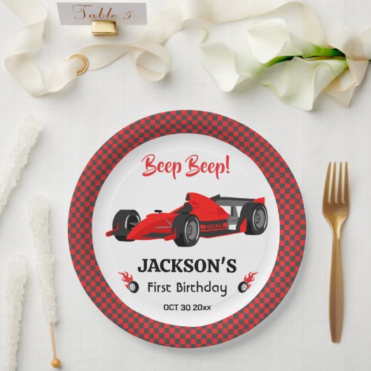 かわいいモダンレッドレーシングカー1st誕生日パーティー ペーパープレート (ウェディング)